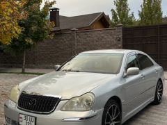 Фото авто Toyota Crown Majesta