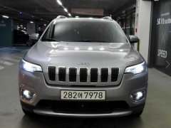 Сүрөт унаа Jeep Cherokee