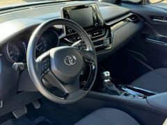 Photo of the vehicle Toyota C-HR