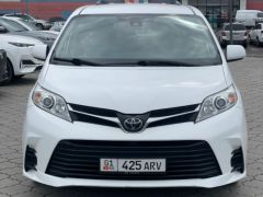 Сүрөт унаа Toyota Sienna