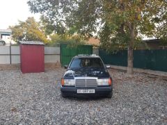 Сүрөт унаа Mercedes-Benz W124