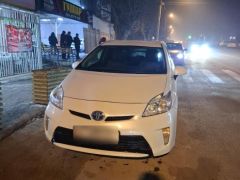 Сүрөт унаа Toyota Prius