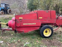 Photo of the vehicle New Holland CX8080