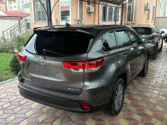 Сүрөт унаа Toyota Highlander