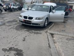 Photo of the vehicle BMW 5 Series