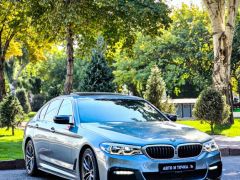 Photo of the vehicle BMW 5 Series