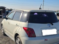 Сүрөт унаа Toyota Ist