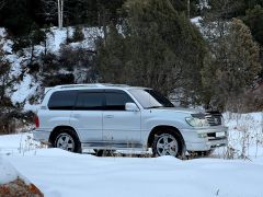 Photo of the vehicle Lexus LX