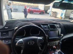 Сүрөт унаа Toyota Highlander