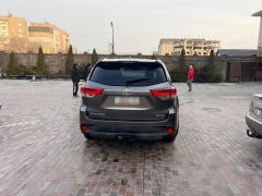 Сүрөт унаа Toyota Highlander