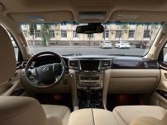 Сүрөт унаа Lexus LX