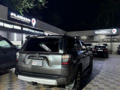 Photo of the vehicle Toyota 4Runner