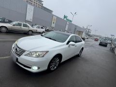 Photo of the vehicle Lexus ES