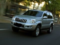 Фото авто Toyota Land Cruiser Prado