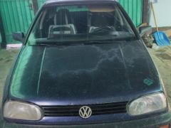 Photo of the vehicle Volkswagen Golf