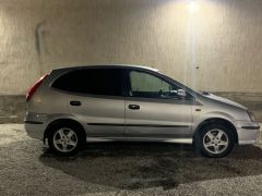 Фото авто Nissan Almera Tino