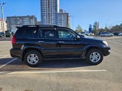 Photo of the vehicle Lexus GX