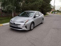 Фото авто Toyota Prius