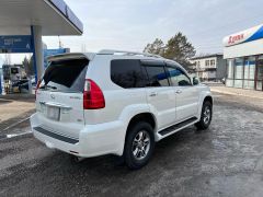 Photo of the vehicle Lexus GX