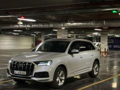 Сүрөт унаа Audi Q7