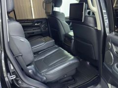 Photo of the vehicle Lexus LX