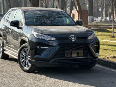 Сүрөт унаа Toyota RAV4