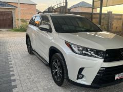 Сүрөт унаа Toyota Highlander