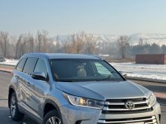 Сүрөт унаа Toyota Highlander