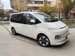 Фото авто Hyundai Staria