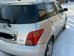 Photo of the vehicle Toyota Ist