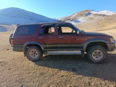 Photo of the vehicle Toyota Hilux Surf