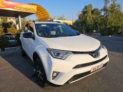 Сүрөт унаа Toyota RAV4