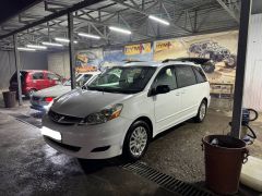 Сүрөт унаа Toyota Sienna