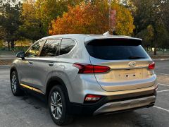 Photo of the vehicle Hyundai Santa Fe