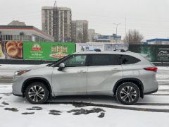 Сүрөт унаа Toyota Highlander