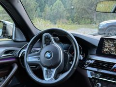 Photo of the vehicle BMW 5 Series