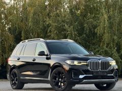 Photo of the vehicle BMW X7