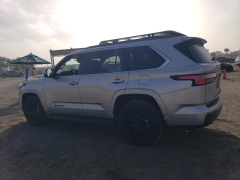 Фото авто Toyota Sequoia