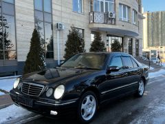 Фото авто Mercedes-Benz E-Класс