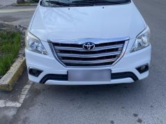 Photo of the vehicle Toyota Innova