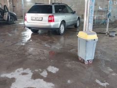 Сүрөт унаа Audi A4