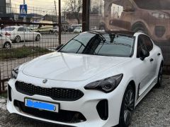 Фото авто Kia Stinger