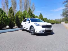 Сүрөт унаа Kia Niro