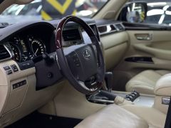 Сүрөт унаа Lexus LX