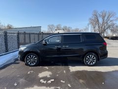 Фото авто Kia Carnival