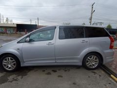 Фото авто Toyota Wish