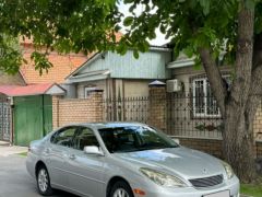 Photo of the vehicle Lexus ES