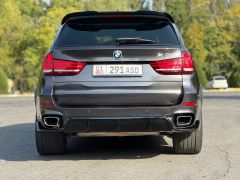 Photo of the vehicle BMW X5