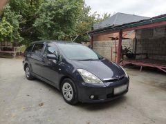 Фото авто Toyota Wish