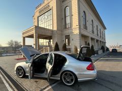 Фото авто Mercedes-Benz E-Класс